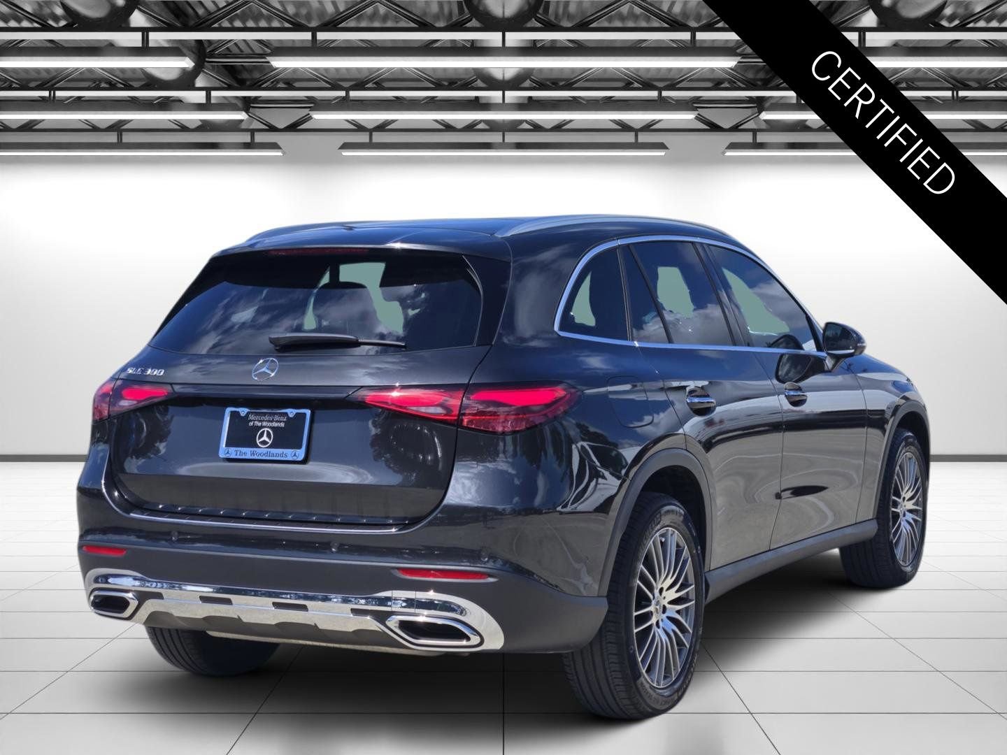 Certified Used 2026 Graphite Grey Metallic Mercedes-Benz GLC 300 image 9