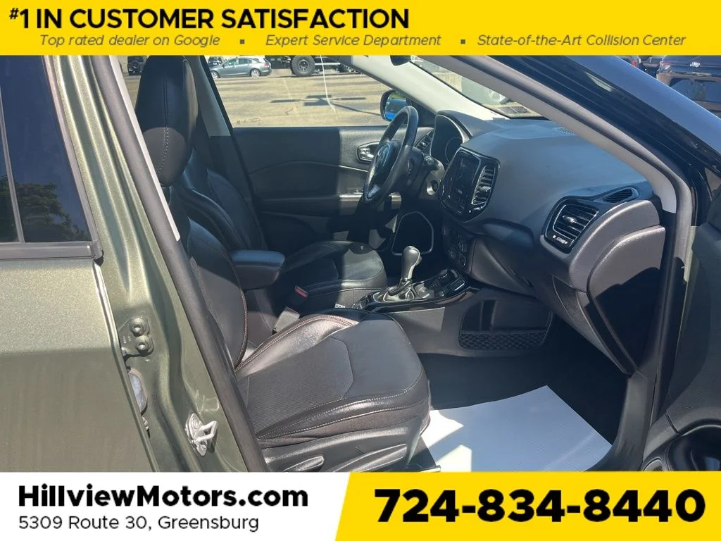 Used 2019 Olive Green Pearlcoat Jeep Limited image 30