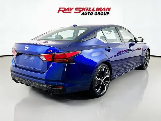 Used 2024 Blue Nissan 2.5 SR image 7