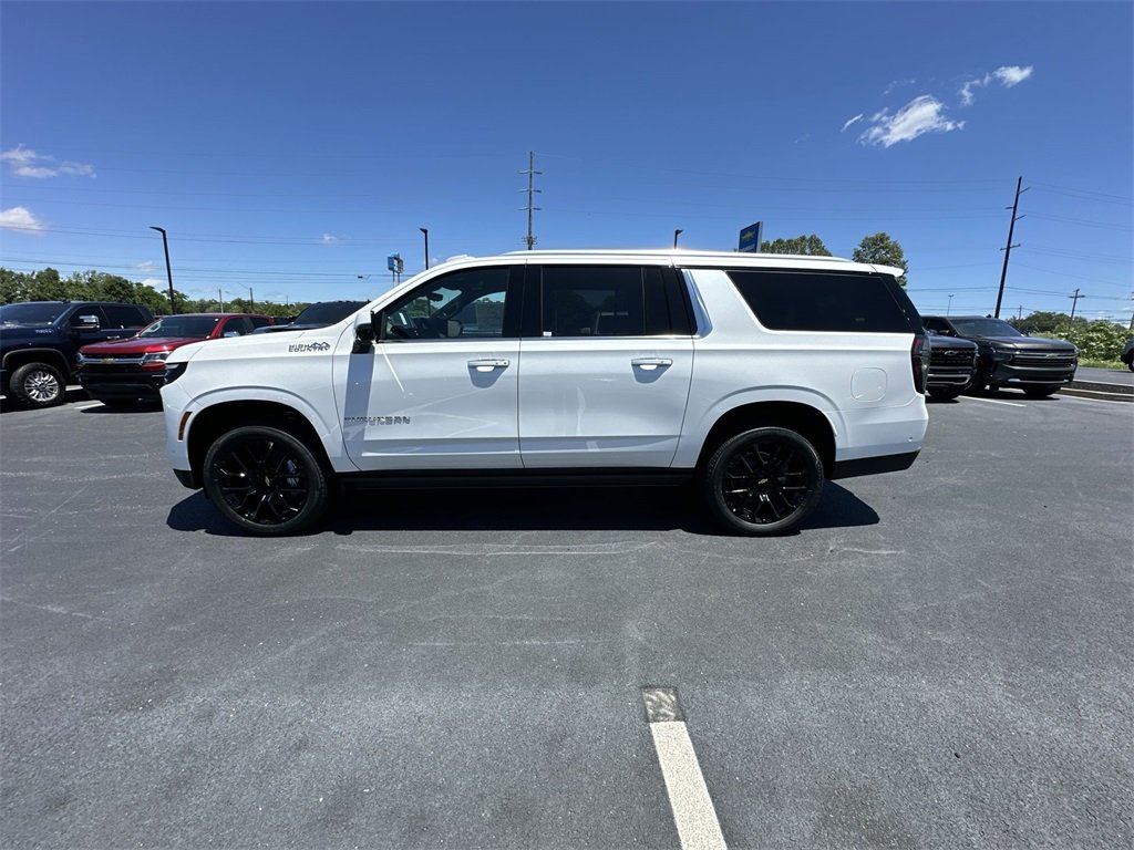 2025 Chevrolet Suburban High Country photo 4