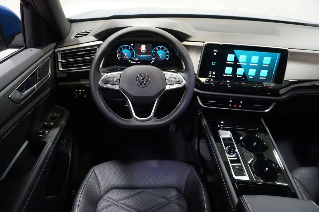 New 2026  Volkswagen 2.0T SE w/Technology image 12