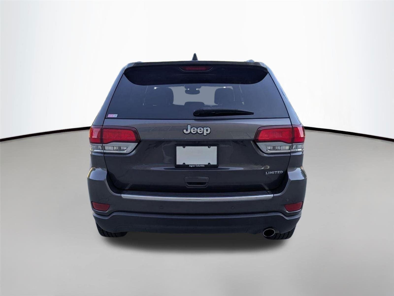 Used 2020 Granite Crystal Metallic Clearcoat Jeep Limited image 6