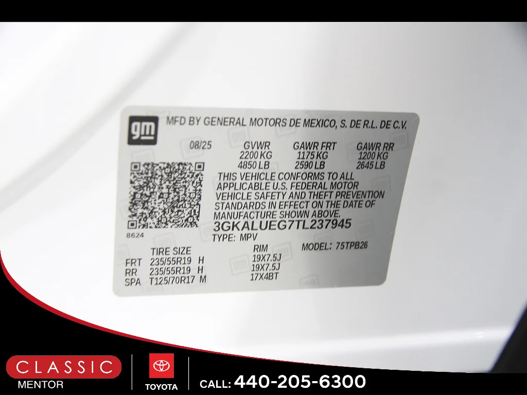 Used 2026 Summit White GMC Elevation image 20