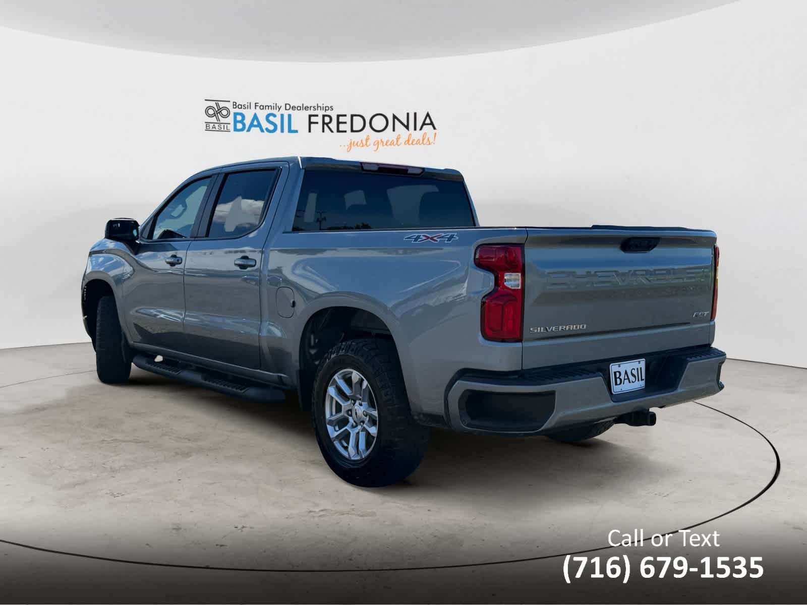 Used 2025 Sterling Gray Metallic Chevrolet RST image 3
