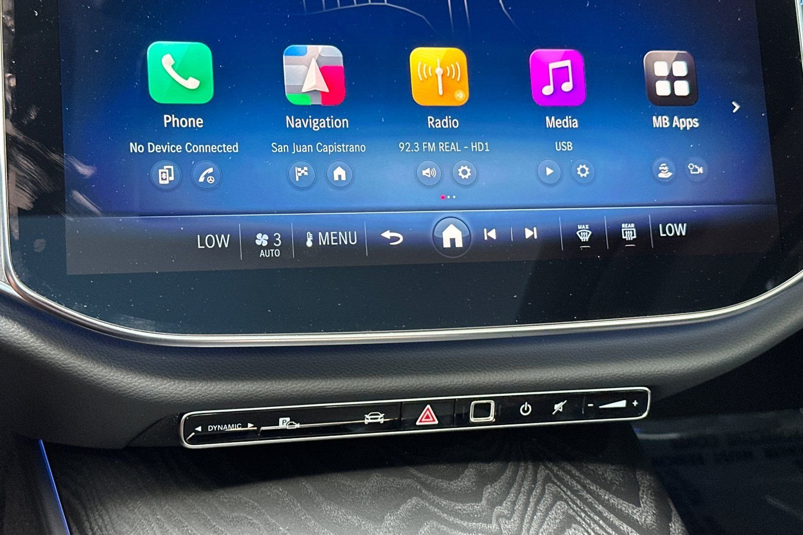2026 Mercedes-Benz E-Class E350 - Photo 20