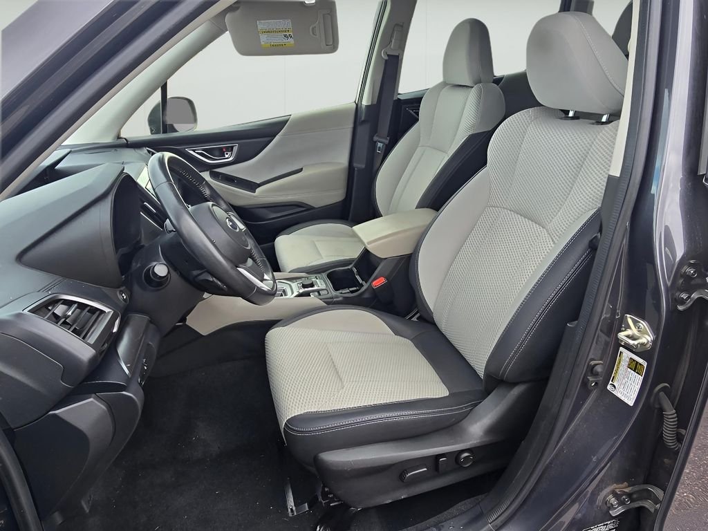 Used 2022 Magnetite Gray Metallic Subaru Premium image 27