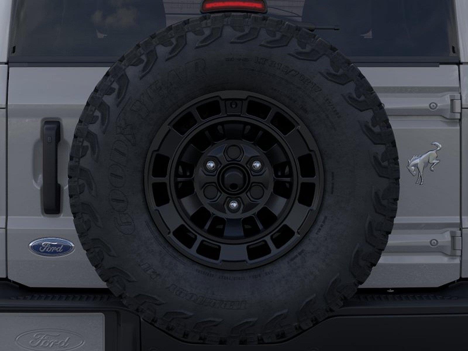 New 2026 Avalanche Gray Ford Badlands® image 24