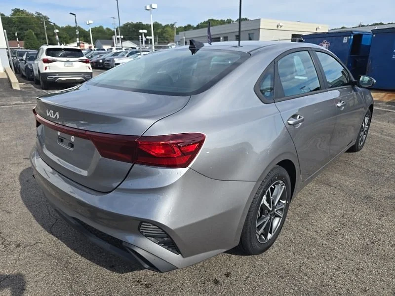 Used 2023 Gray Kia LXS image 8