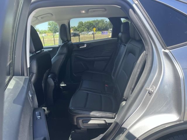 Used 2022 Silver Ford SEL image 10