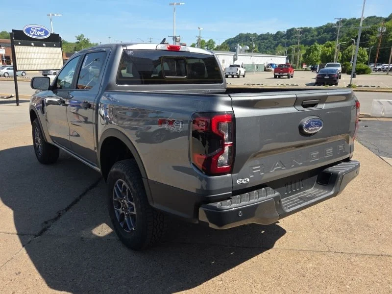 New 2026 Carbonized Gray Metallic Ford XLT image 5