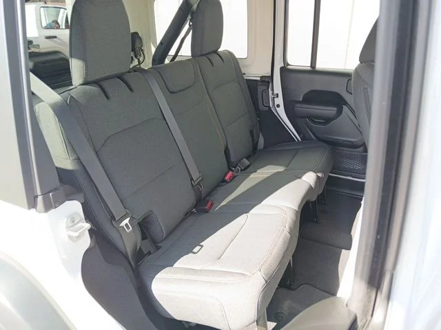 New 2026 Bright White Clear-Coat Exterior Paint Jeep Sport S image 26