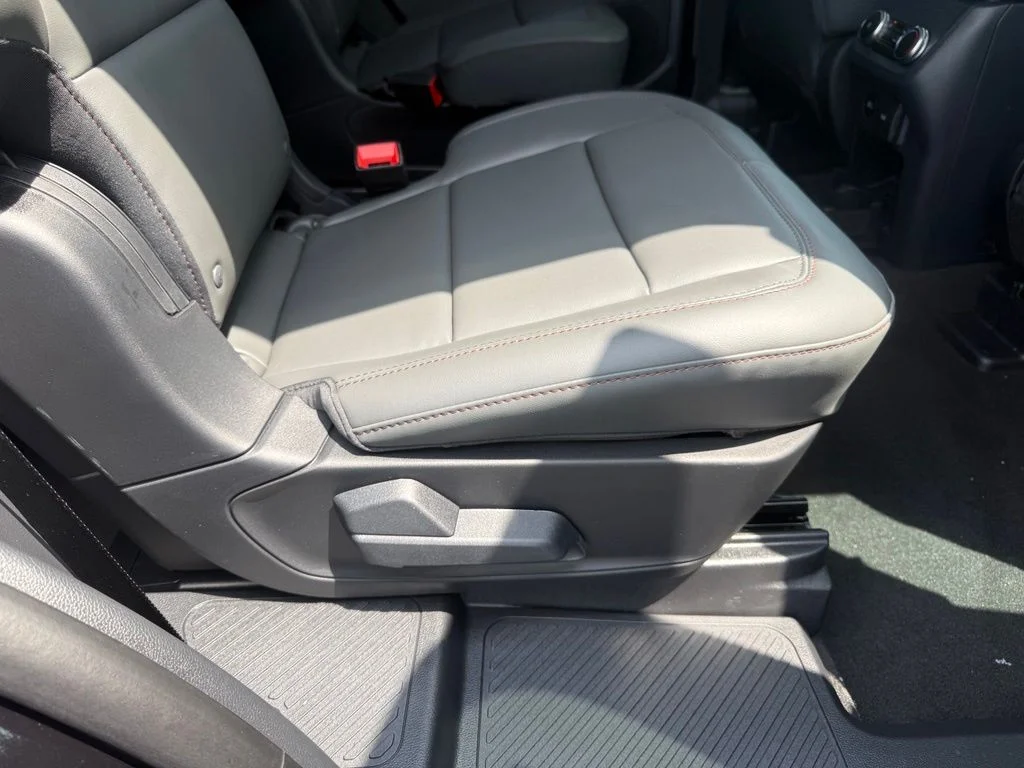 New 2026 Agate Black Metallic Ford Active image 56