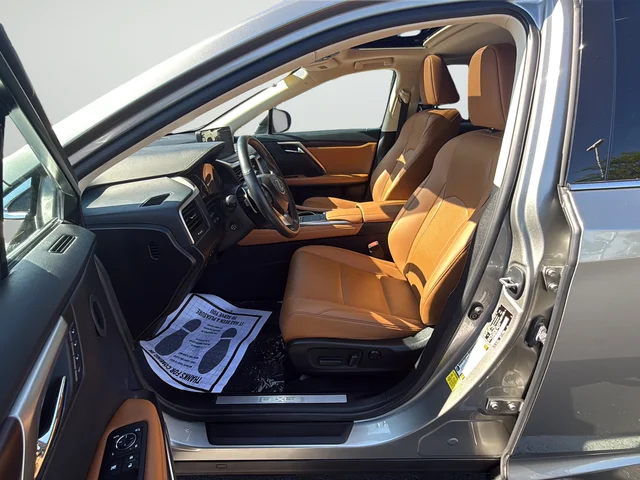 Used 2021 Silver Lexus 350 image 31