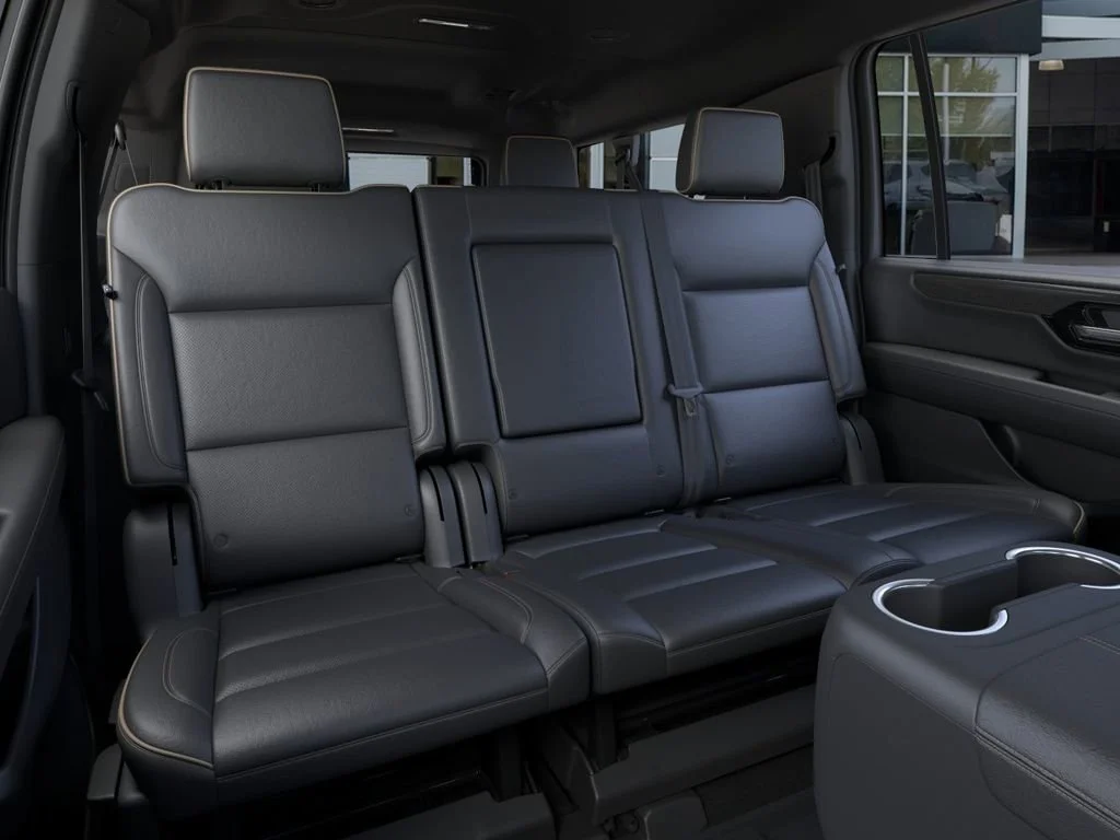 New 2026 Sterling Metallic GMC Elevation image 17
