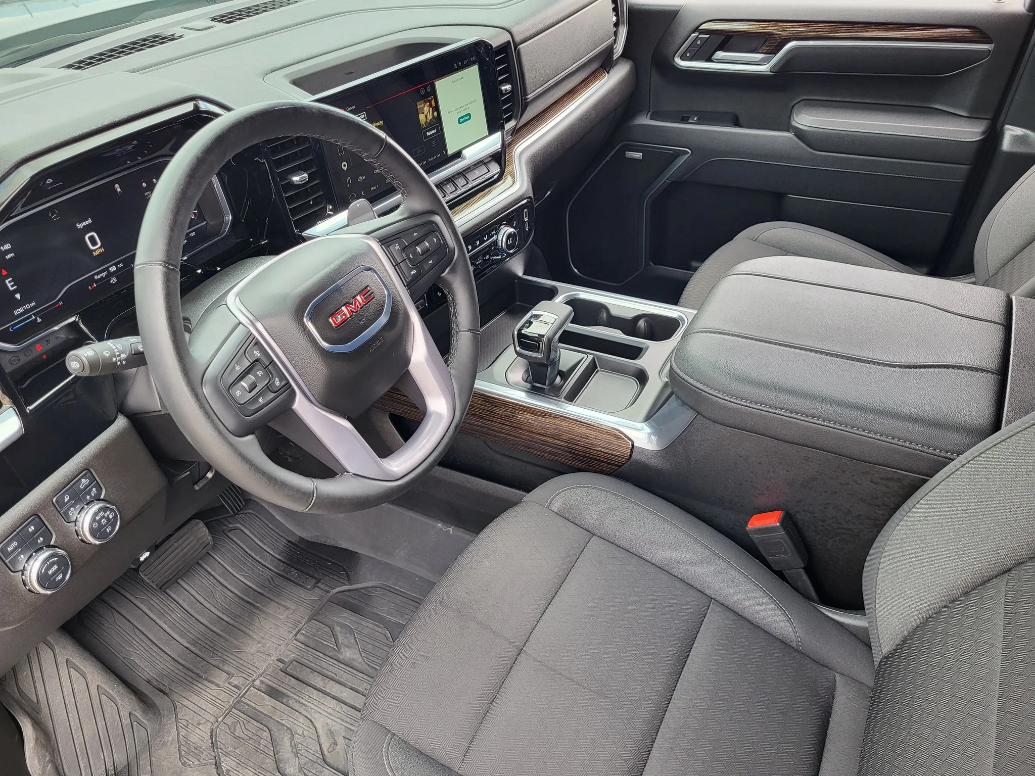 Used 2025 Sterling Metallic GMC Elevation image 10