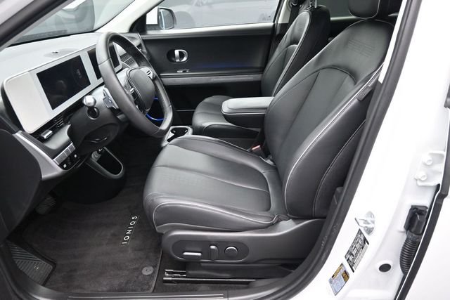 Used 2023 White Hyundai SEL image 20