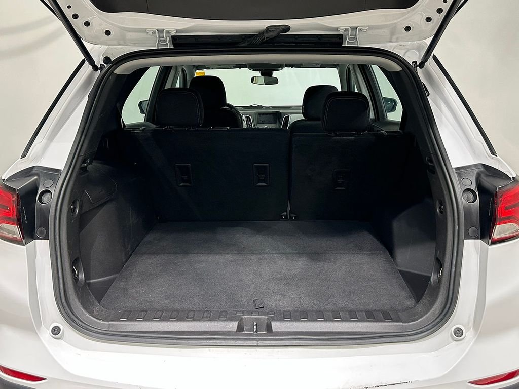 Used 2023 White Chevrolet LS image 5