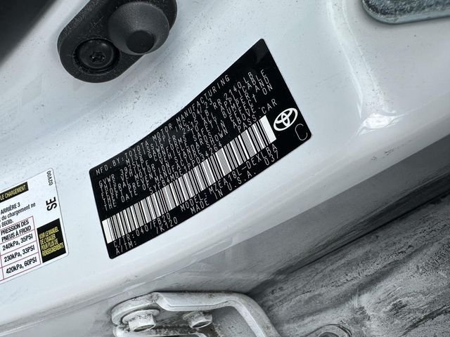 Used 2023 White Toyota LE image 30