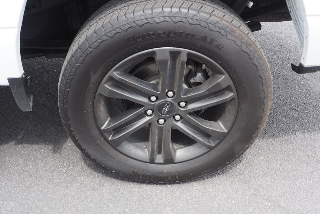 Used 2023 White Ford XLT image 9