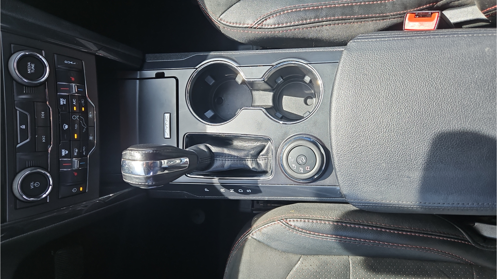 Used 2018 White Ford XLT image 20