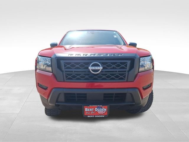Used 2022 Red Nissan S image 2