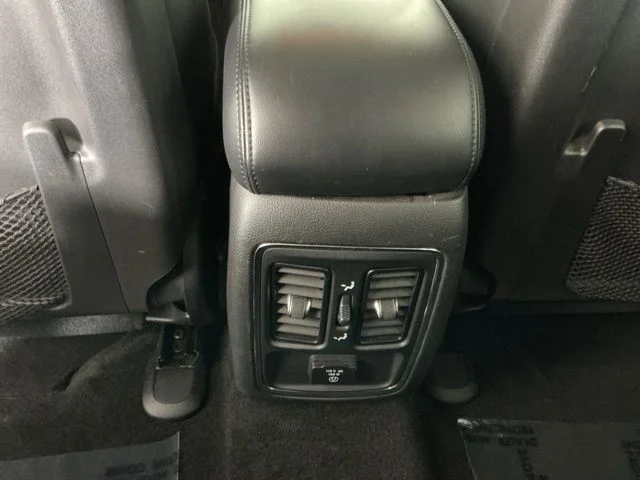 Used 2013 Brilliant Black Crystal Pearl Jeep Laredo image 25