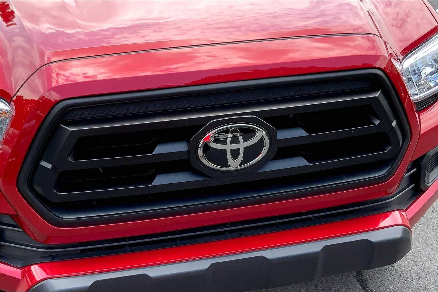 2023 Toyota Tacoma SR - Photo 27