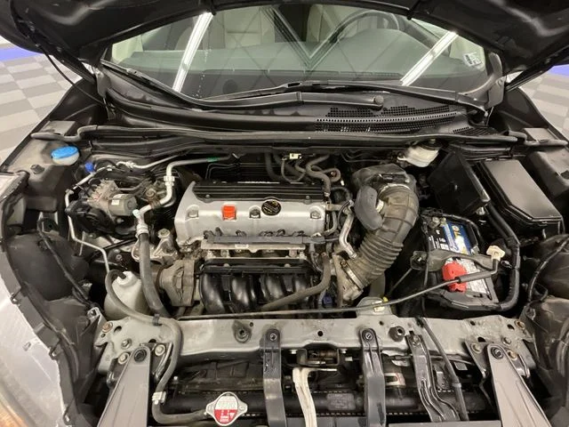 Used 2014 Silver Honda EX image 24