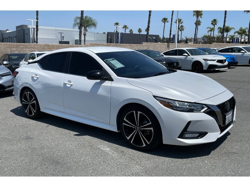 Used 2022 Aspen White TriCoat Pearl Nissan SR image 7