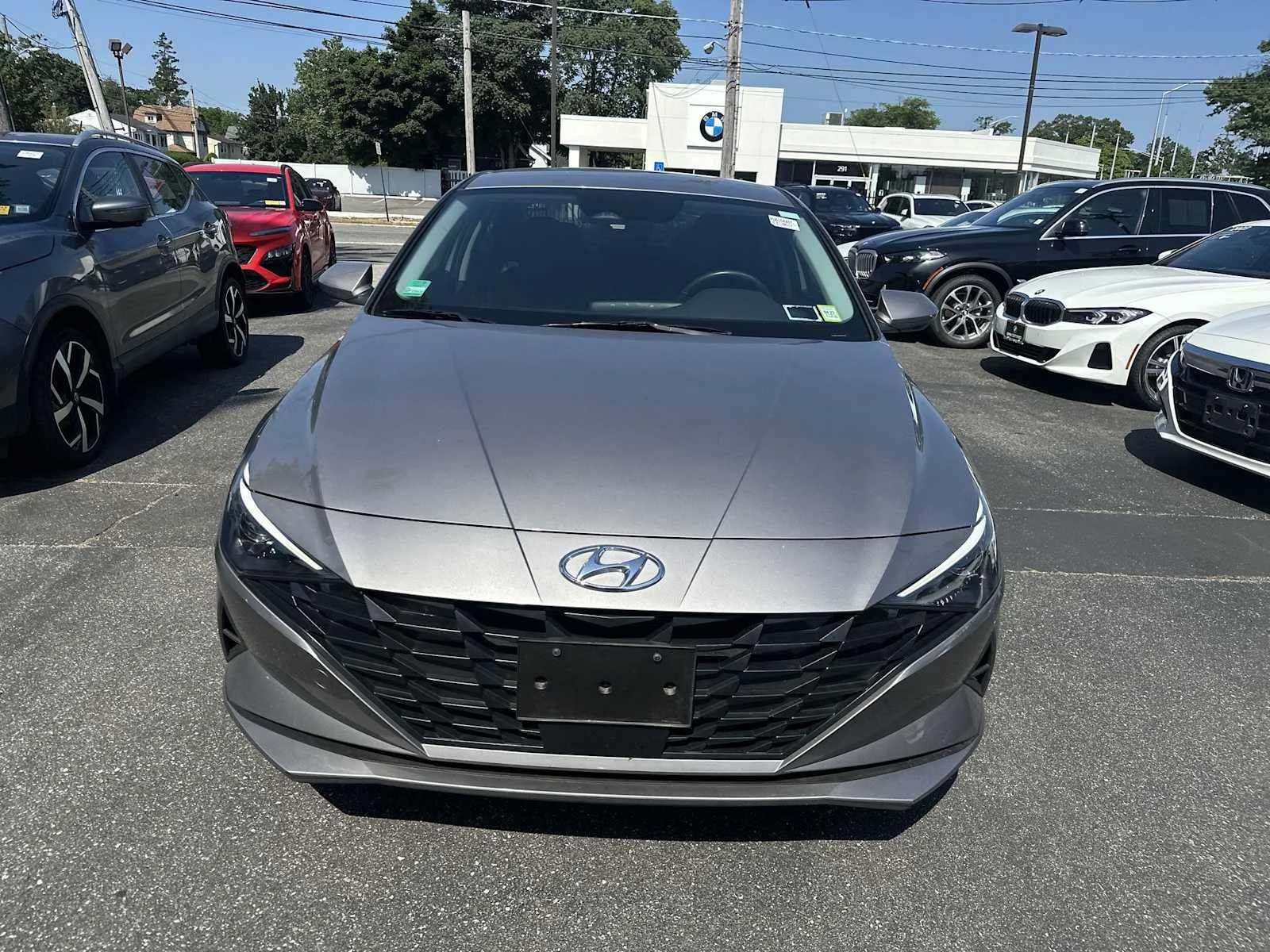 Used 2023 Fluid Metal Hyundai SEL image 2