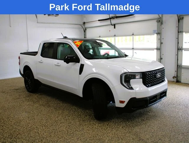 Used 2025 Oxford White Ford Lariat image 7
