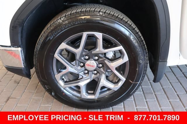 New 2026 Summit White GMC SLE image 11