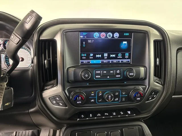 Used 2019 White Chevrolet LTZ image 18