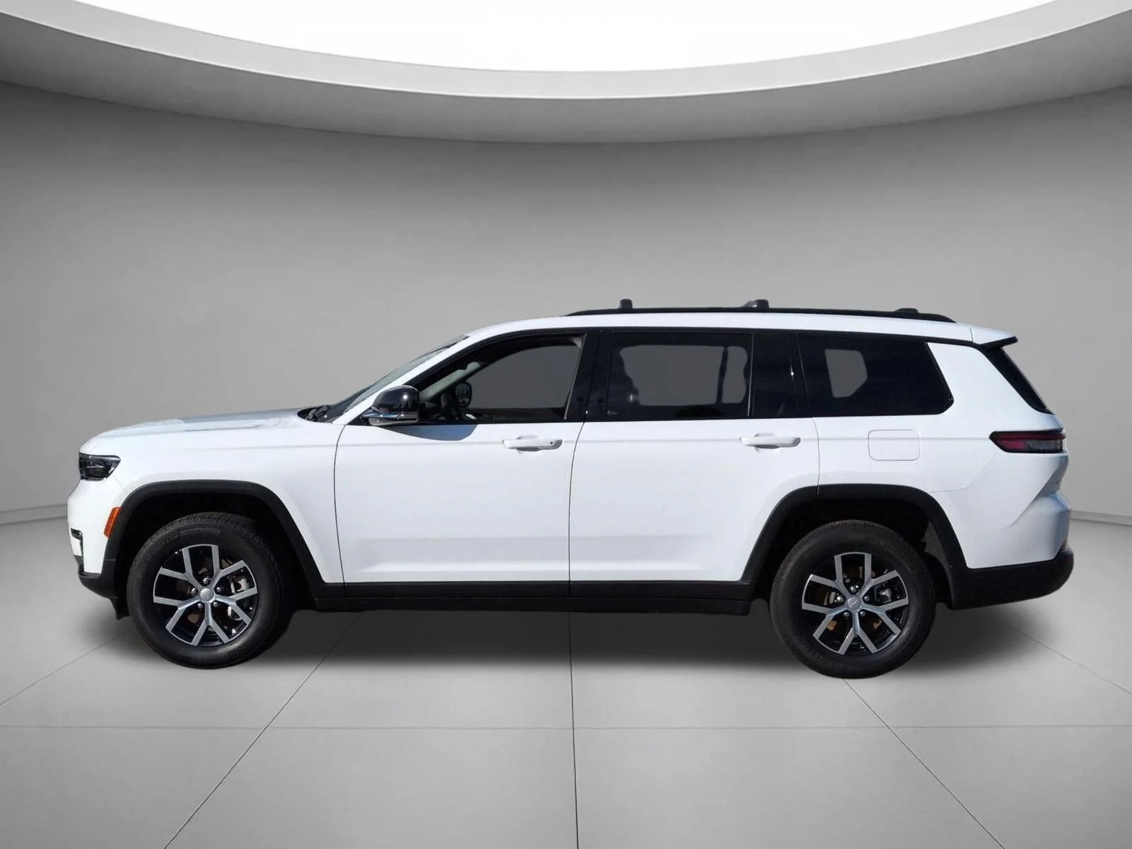 Used 2025 Bright White Clearcoat Jeep Limited image 2