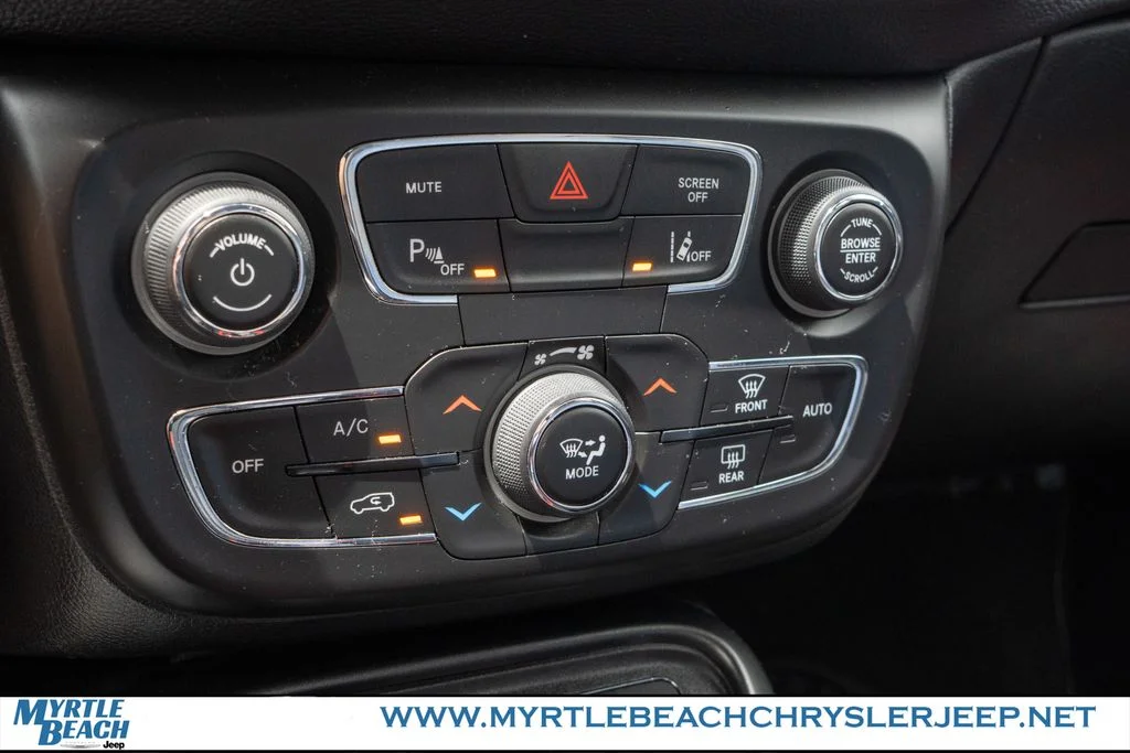 Certified Used 2021 Billet Silver Metallic Jeep Trailhawk image 26