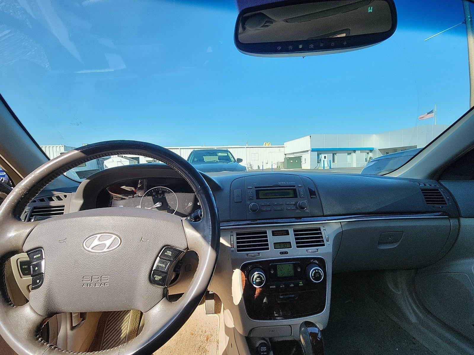 Used 2008  Hyundai SE image 15