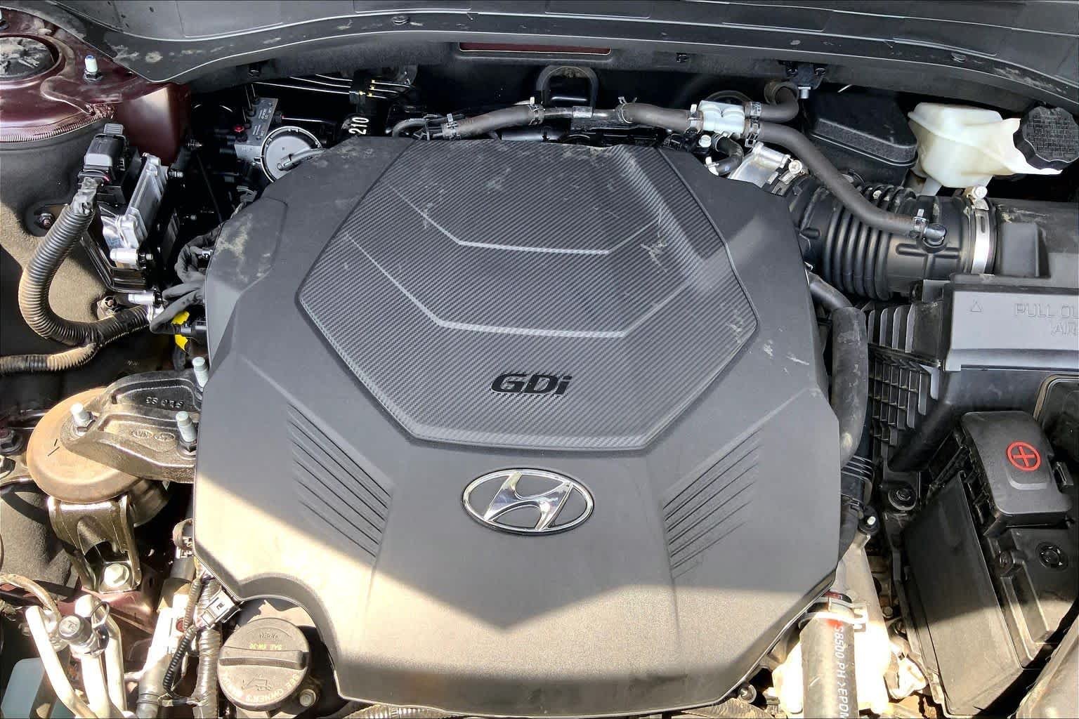 Certified Used 2023 Sierra Burgundy Hyundai Limited image 31