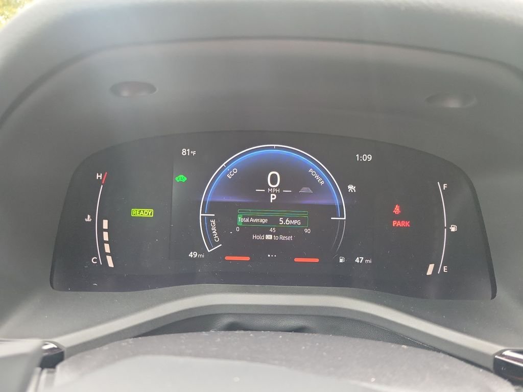 Used 2026  Toyota SE image 18