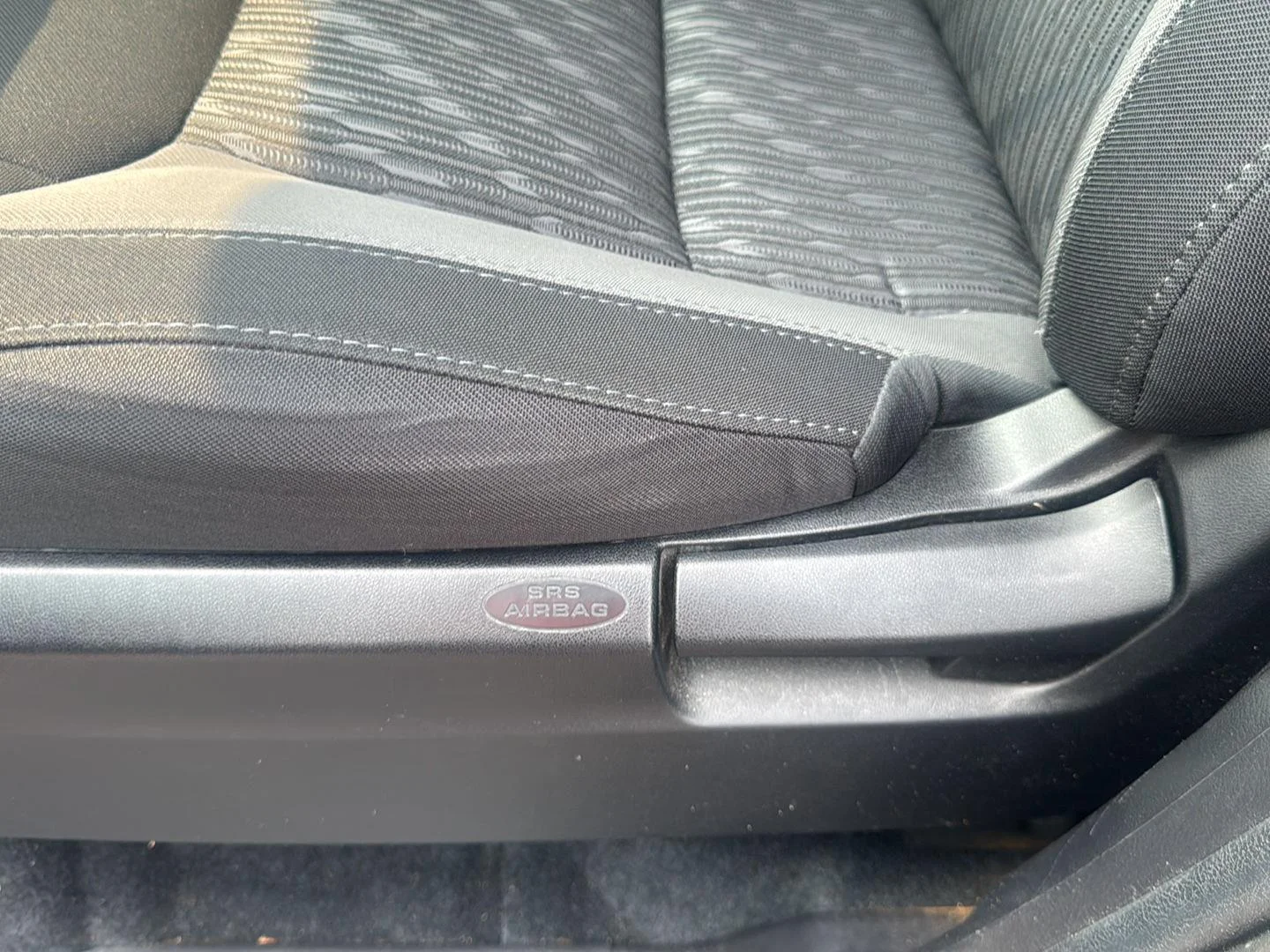 Used 2020 Midnight Black Metallic Toyota SR5 image 7
