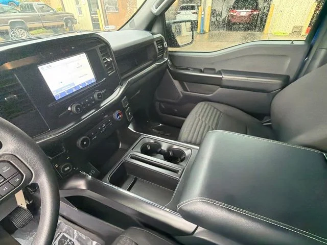 Used 2022 Blue Ford XL image 23