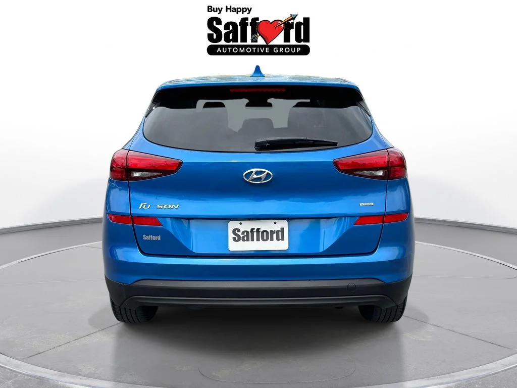 Used 2019 Blue Hyundai SE image 4