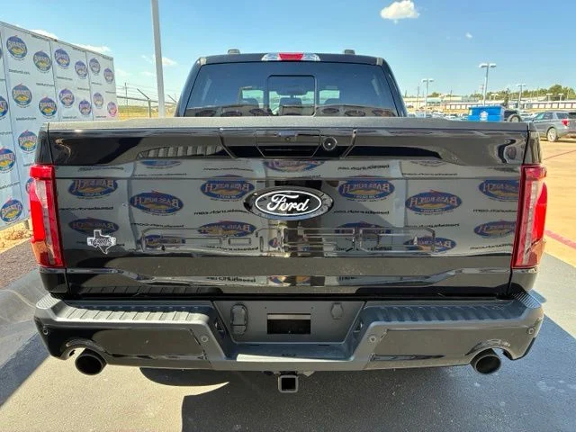 New 2026 Agate Black Metallic Ford XLT image 5