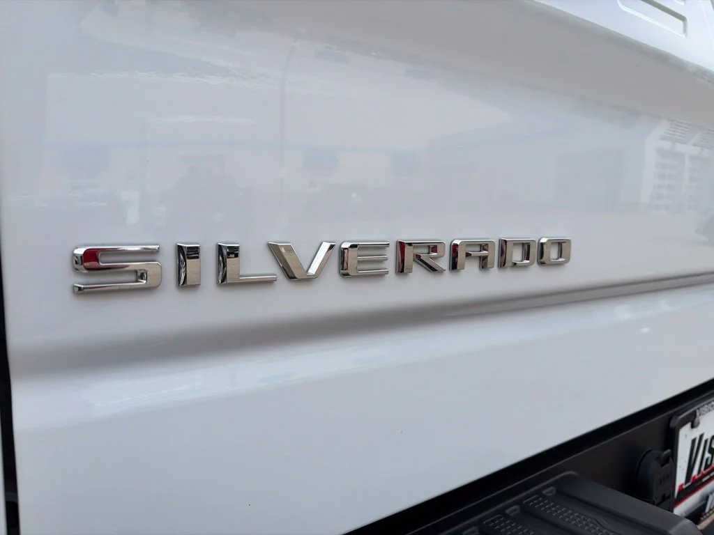 Used 2024 White Chevrolet Custom image 16