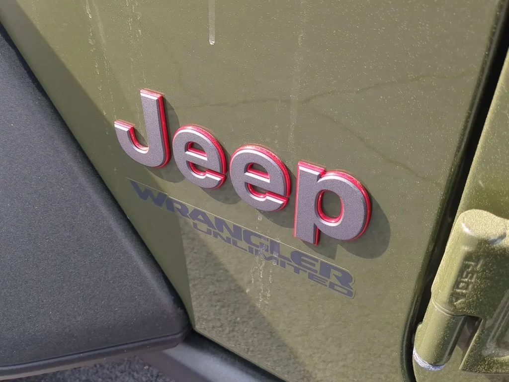 Used 2021 Sarge Green Clearcoat Jeep Unlimited Rubicon image 29