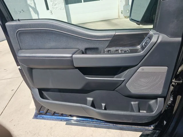 Used 2025 Blue Ford Lariat image 27