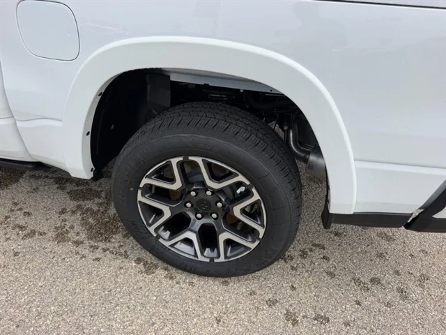 New 2026 Bright White Clear-Coat Exterior Paint RAM Laramie image 7