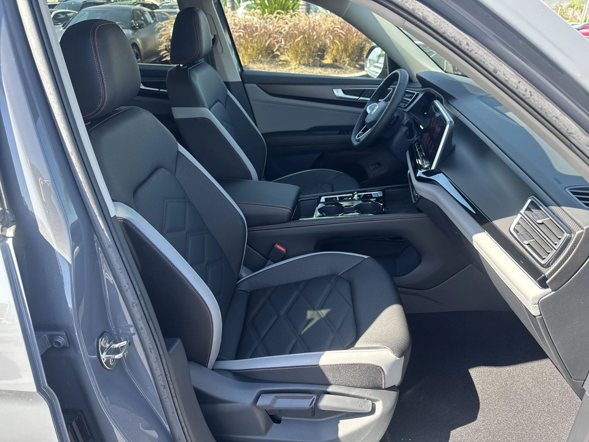 New 2026 Pure Gray Volkswagen 2.0T Peak Edition image 20