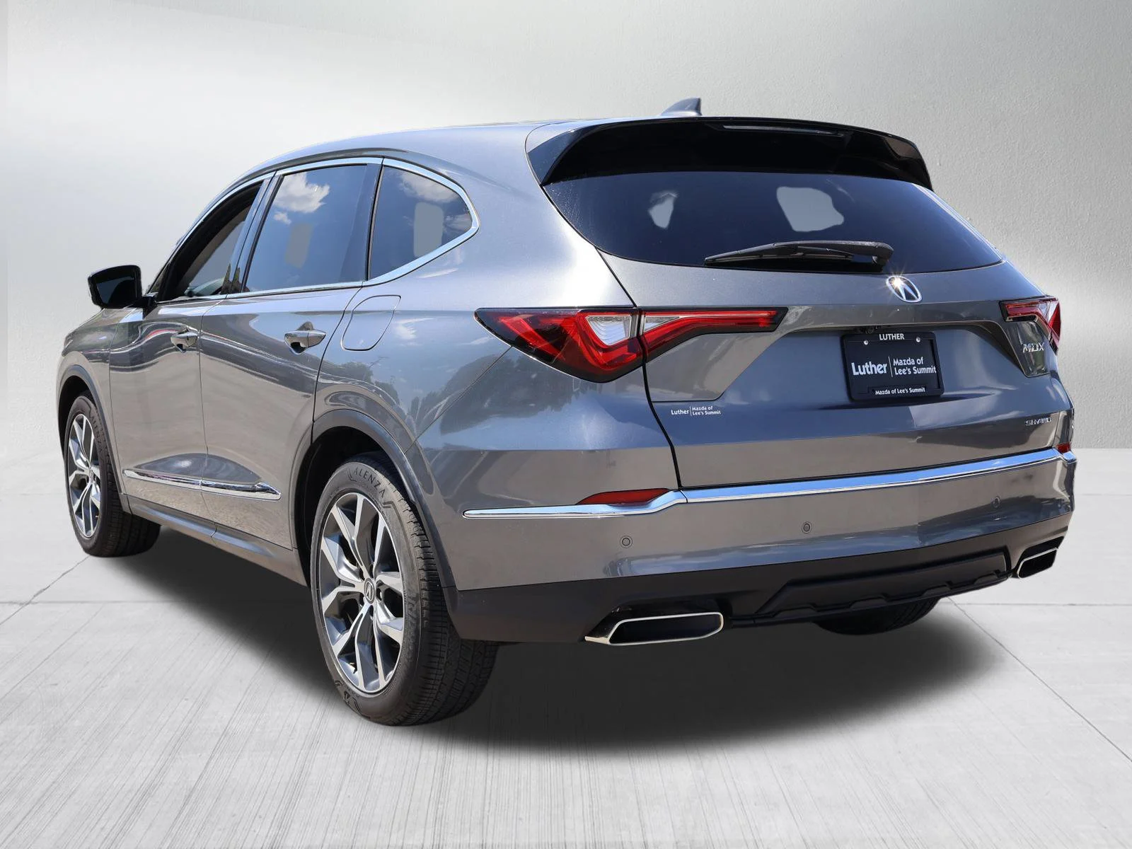 Used 2023 Liquid Carbon Metallic Acura w/Technology Package image 5