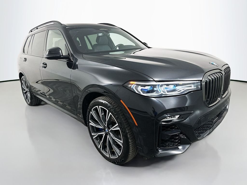 Used 2022 Black Sapphire Metallic BMW M50i image 3