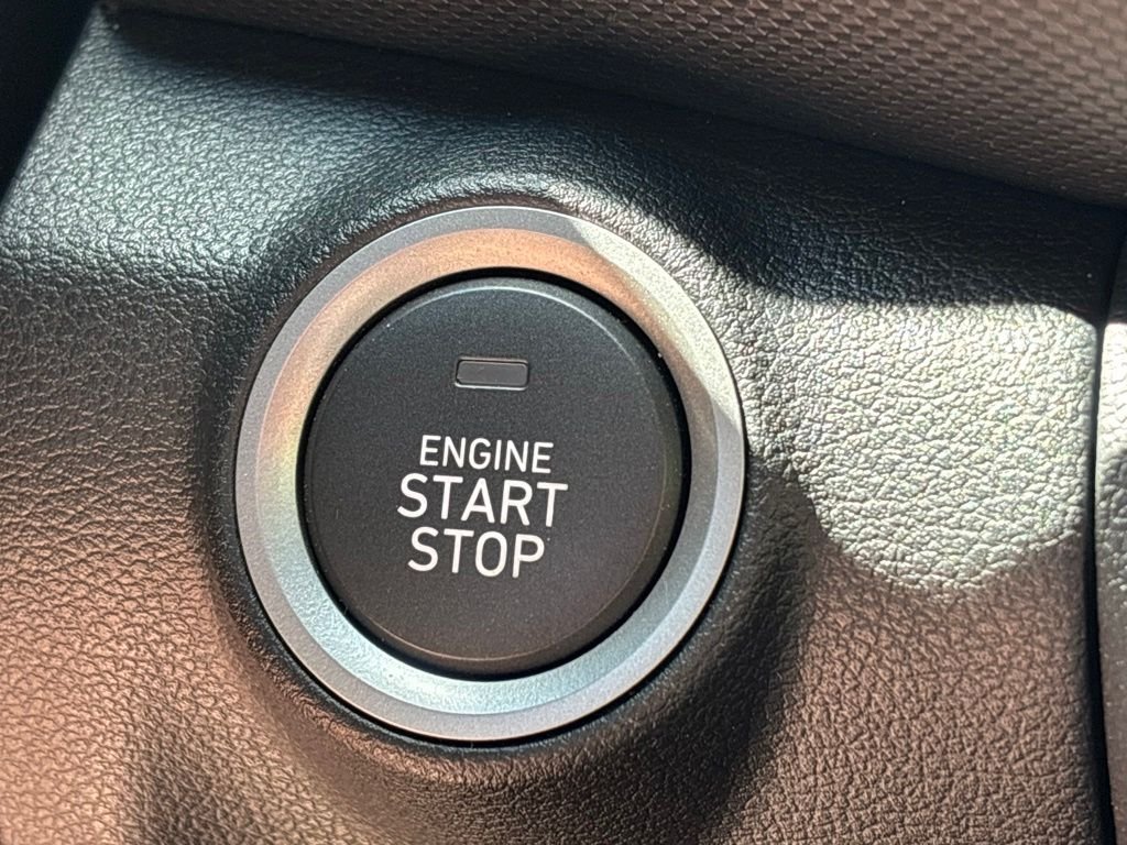 Used 2020 Silver Hyundai Ultimate image 30
